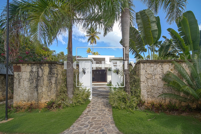 VILLA LAS BRISAS/ FRONT BEACH VILLA ON ESPERANZA RESIDENCE