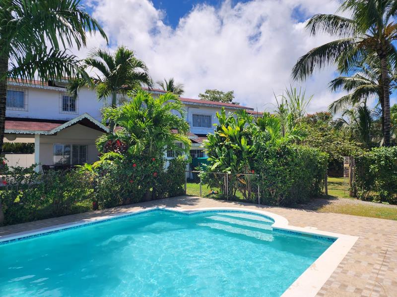Ref: V-V250601 / VILLA 3 BEDROOMS AT 10 MINUTES FROM ALL THE BEACH