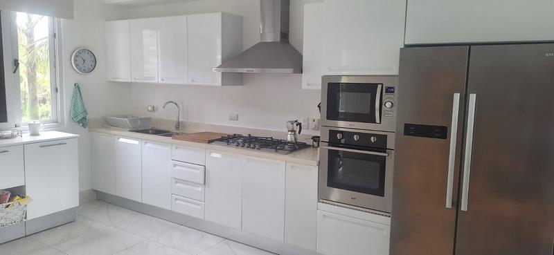 Réf : V-A2505 CONDO FOR SALE IN PLAYA BONITA LAKE VIEW