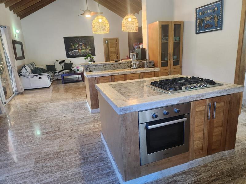Réf: VV250610 VILLA A 5 MINUTES FROM ALL THE BEACH OF LIMON