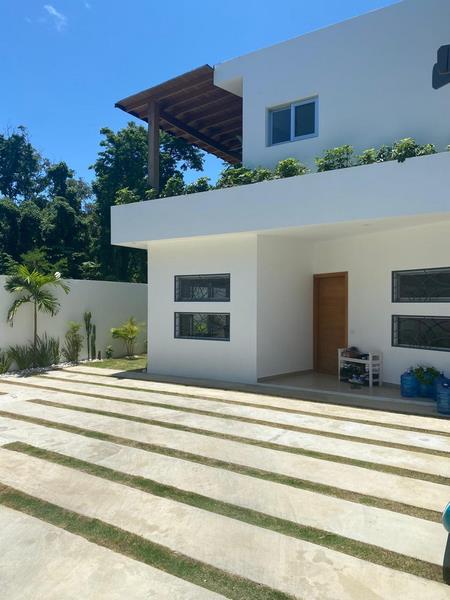 REF: V-V250502 TOWNHOUSE SECTOR PLAYA BALLENAS